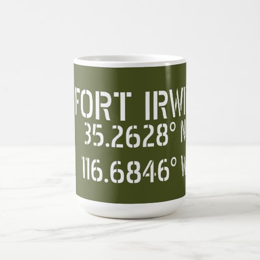 Mug Longitude de la latitude de Fort Irwin (Centre)
