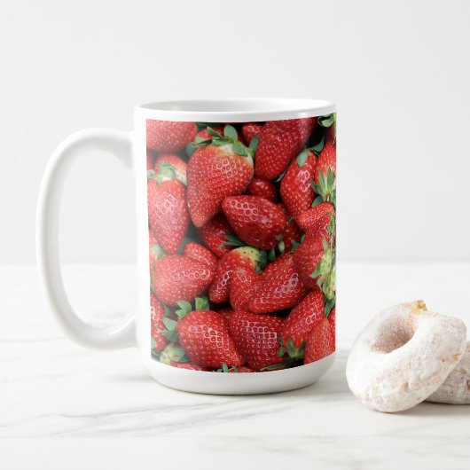 Mug Lot de fraises rouges juteuses (Avec donut)