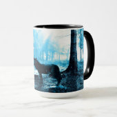 Mug Loup noir seul dans la forêt (Devant droit)