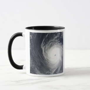 Mug L'ouragan superbe Melor plane au-dessus de l'Oce