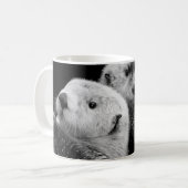 Mug Loutres de mer : Paire blanche noire. (Devant gauche)