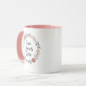 Mug "Love Grows Here" with Floral Wreath (Devant gauche)