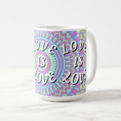 Mug Love Is Love Fierté  (Devant droit)