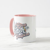 Mug Love Teach Inspire cadeau pour les enseignants (Devant gauche)