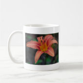 Mug Lovely Tawny Daylily Vêtements et cadeaux (Gauche)