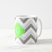Mug Lt Deux Gris Blanc Chevron Lime Quatrefoil Monogra (Devant droit)