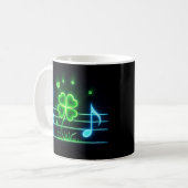Mug Lucky Clover avec conception de notes de musique (Devant gauche)