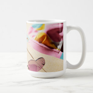 Mug Lunettes de soleil de forme de haut de bikini et