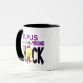 Mug Lupus sali avec le poussin faux (Devant gauche)