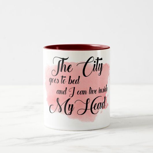 Mug lyrique d'aquarelle "La ville va au lit" (Centre)
