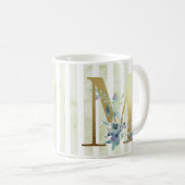 Mug M, initiale dorée sur bandes bleues et blanches (Devant droit)