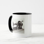 Mug Machine à coudre de "nouvelle famille" de (Devant gauche)
