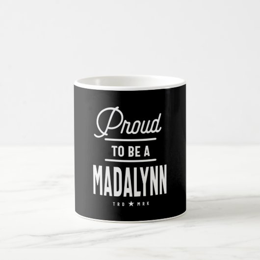 Mug Madalynn Nom personnalisé Cadeau Anniversaire (Centre)