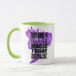 Mug Magie noire de lavande et de fille de vert