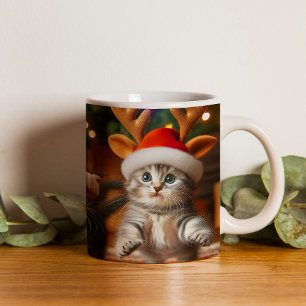 Mug Magique Adorables chatons avec le Père Noël et chapeaux de