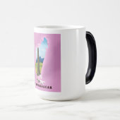 Mug Magique Affiche de voyage illustrée à Madagascar (Devant droit)