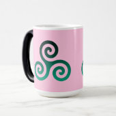 Mug Magique Ancien Triskele Vert Pastel Rose (Devant gauche)