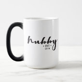 Mug Magique Année d'établissement Personnalisé Hubby script mo (Gauche)