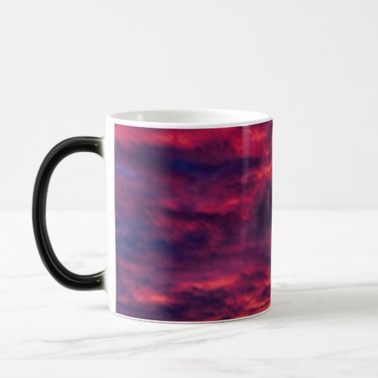 Mug Magique août rouge (Gauche)