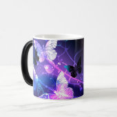Mug Magique Arrière - plan aux papillons de nuit (Devant gauche)
