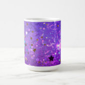 Mug Magique Arrière - plan de feuille violet avec étoiles (Centre)