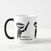 Mug Magique Assassin noir silencieux de ninja, armé et (Gauche)