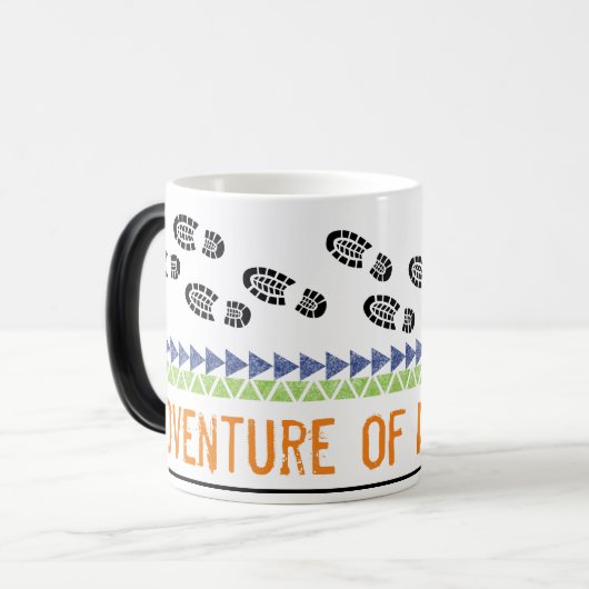 Mug Magique AVENTURE D'UN Randonnée DE VIE Bottes pas pas (Devant gauche)