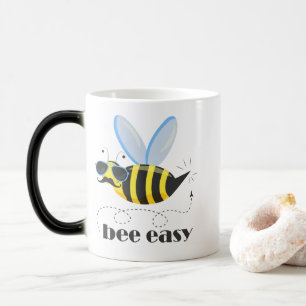 Mug Magique Bee caractère avec mustache lunettes de soleil Bee