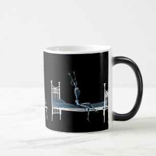 Mug Magique Bleu noir squelettique de rayon X heure du coucher