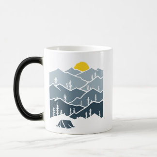 Mug Magique Camping de tente de la forêt sauvage de montagne