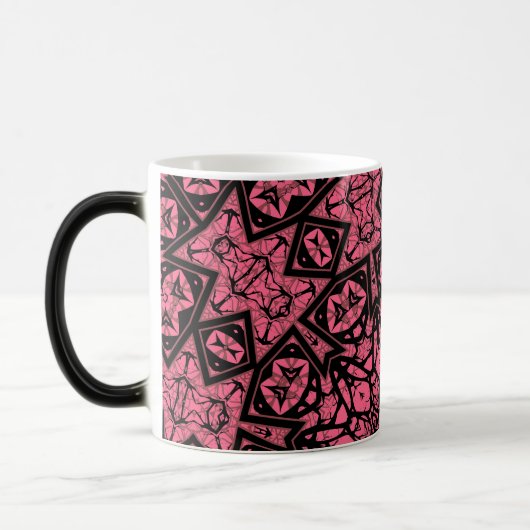 Mug Magique Châle à patchwork de châle rose et noir (Gauche)