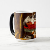 Mug Magique Chat et chatons Jouer avec chaise (Devant gauche)