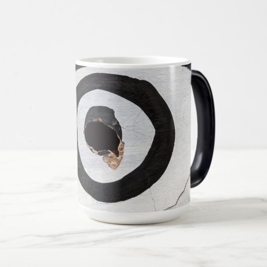 Mug Magique cible se déchire (Devant droit)