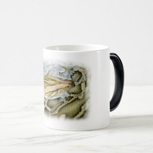 Mug Magique Closeup de python indien (Devant droit)