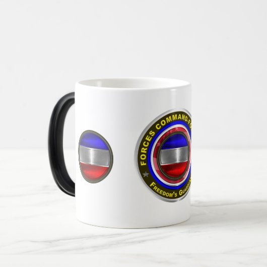 Mug Magique Commandement des forces armées FORSCOM (Devant gauche)