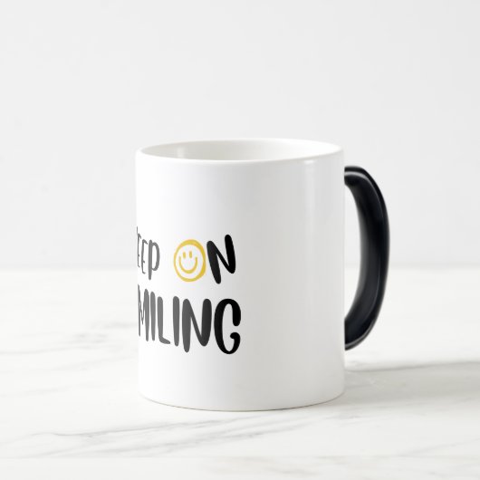 Mug Magique Continuez à sourire (Devant droit)