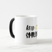 Mug Magique Continuez à sourire (Devant gauche)