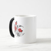 Mug Magique Croissant mécanique avec roses rouges (Devant gauche)