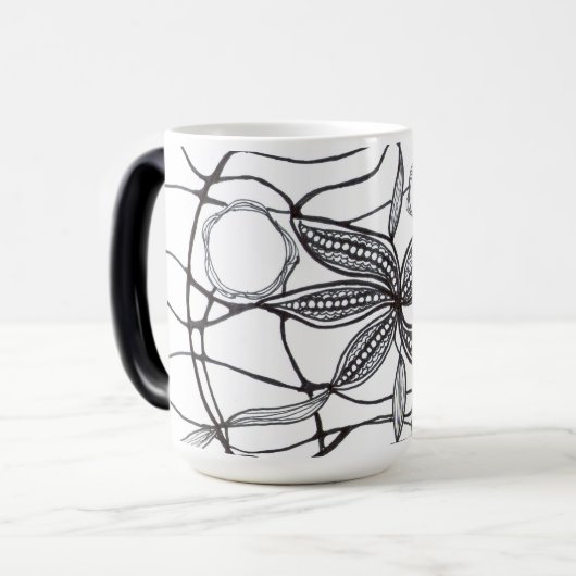 Mug Magique Diseño hecho a mano de líneas y flores (Devant gauche)