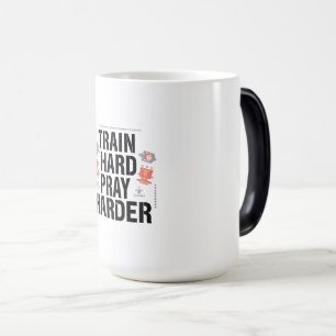 Mug Magique Entraînez-vous dur, priez encore plus fort – Motiv