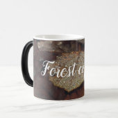 Mug Magique feuilles Brown tombés après la pluie (Devant gauche)