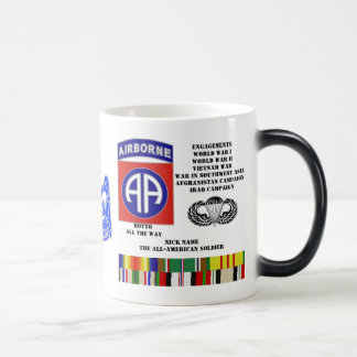 Mug Magique Fiançailles de la quatre-vingt-deuxième Division