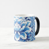Mug Magique Fleurs bleues et blanches (Devant droit)
