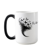 Gobelet avec des ailes de papillon