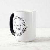 Mug Magique Grace remporte la couronne noire (Devant gauche)