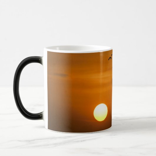 Mug Magique Homme Lecture livre se détendre seul Nature Sunset (Gauche)