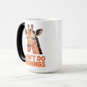Mug Magique I Don’t Do Mornings – Funny Sleepy Giraffe Coffee  (Devant gauche)