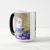 Mug Magique Illustration vintage de chaton blanc (Devant gauche)