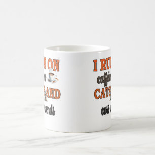 Mug Magique Je cours sur la caféine et les mots de caféine