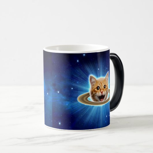 Mug Magique Joyeux chat dans l'espace. (Devant droit)